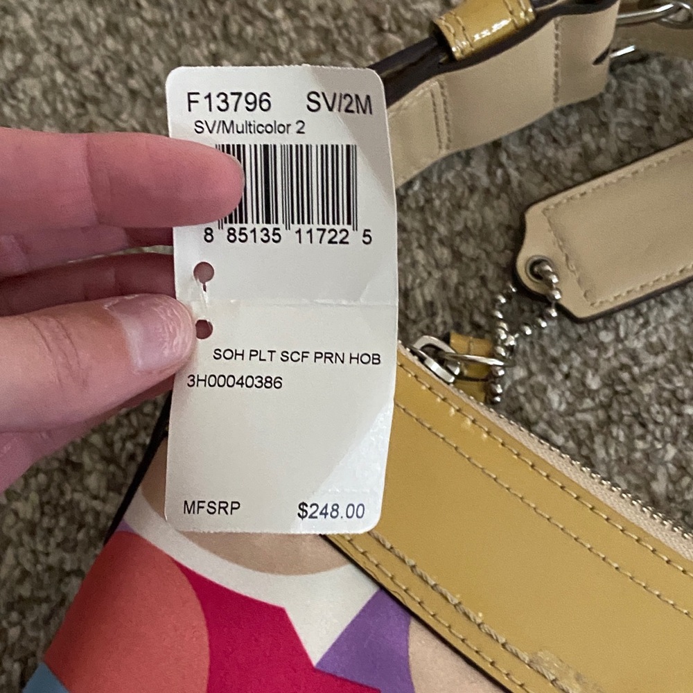 Coach purse - Picture 4 of 4